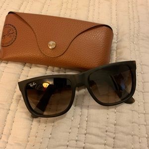 Ray Ban Justin Classic Brown Green Gradient